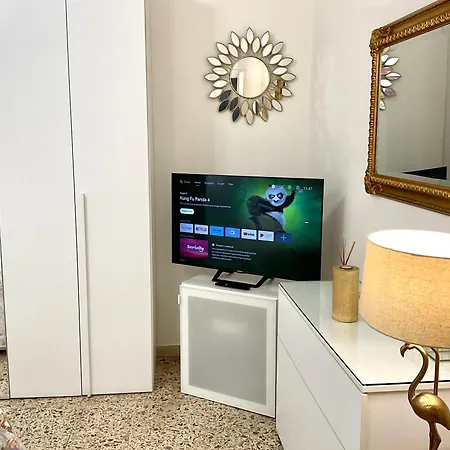 Boutique Con Tv Da 65 E 43 *
