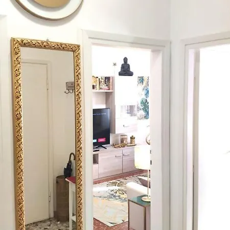 Lägenhet Boutique Con Tv Da 65 E 43